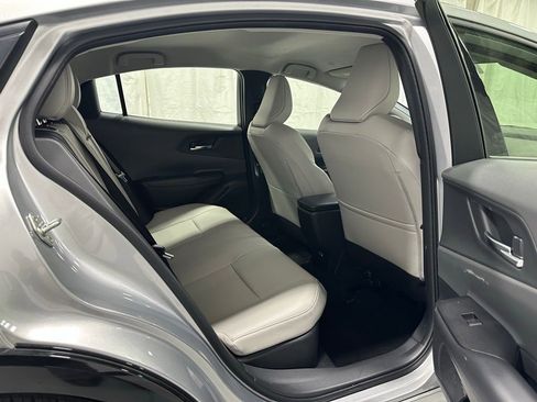 Used 2025 Toyota Prius XLE image 51