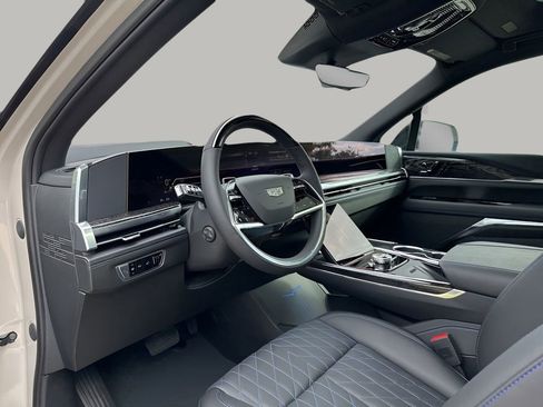 New 2026 Cadillac Escalade IQ Sport 1 w/ LPO, ONYX Package AWD/4WD image 27