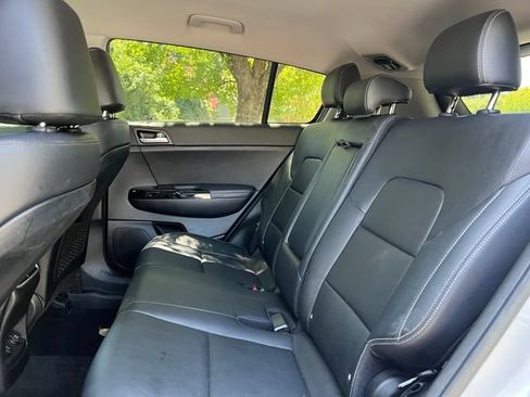 Used 2018 Kia Sportage EX AWD/4WD image 17