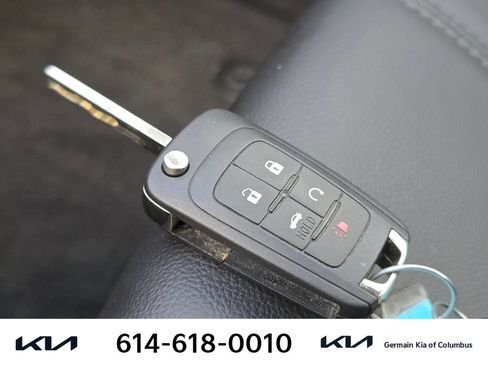 Used 2015 Chevrolet Impala LT w/ Convenience Package FWD image 34