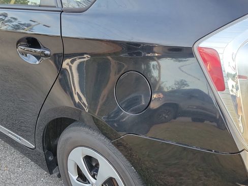 Used 2014 Toyota Prius Three image 26