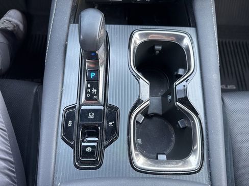 Used 2023 Lexus RX 500h F Sport image 24