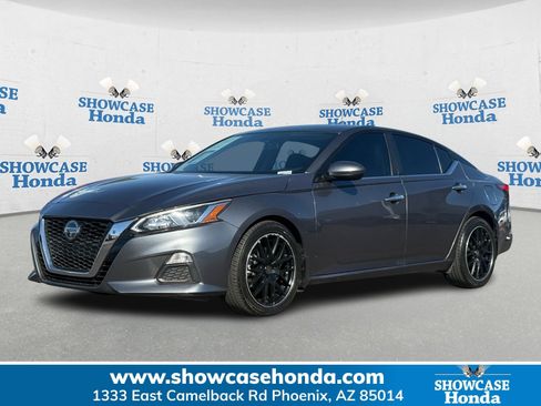 Used 2020 Nissan Altima 2.5 S image 1