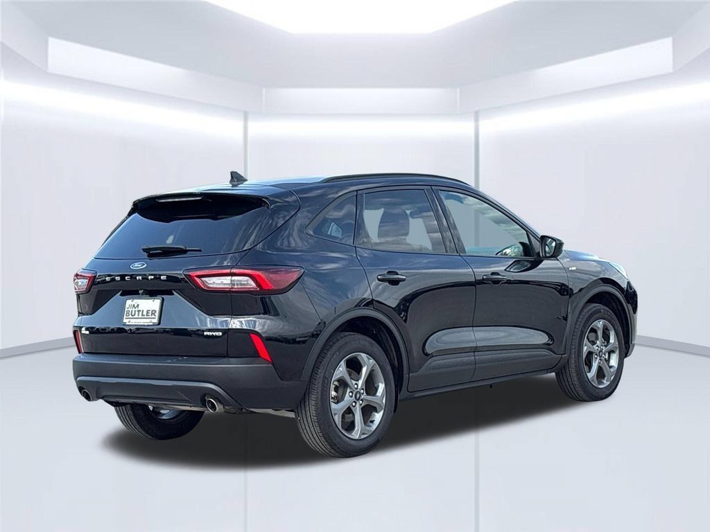 Used 2025 Ford Escape ST-Line Select AWD/4WD image 7