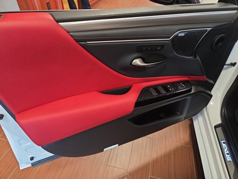 Certified 2025 Lexus ES 350 F Sport image 9