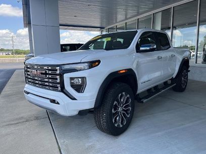 New 2025 GMC Canyon Denali