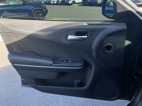 Used 2020 Dodge Charger SXT image 19