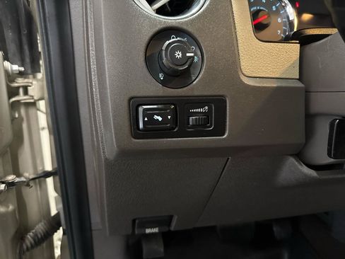 Used 2010 Ford F150 XLT AWD/4WD image 11