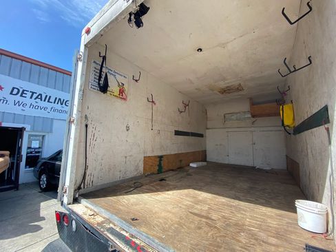 Used 1996 Ford E-350 and Econoline 350 RWD image 27
