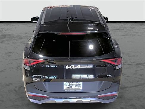 Used 2023 Kia Sportage LX AWD/4WD image 3