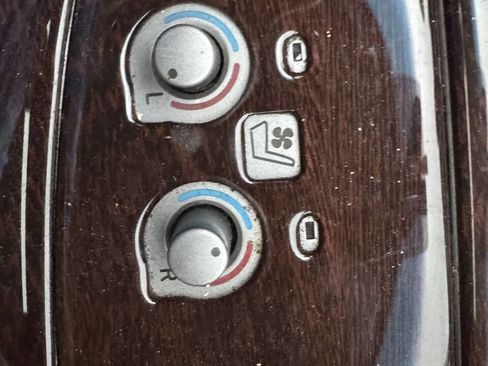 Used 2008 Toyota Avalon Limited image 17