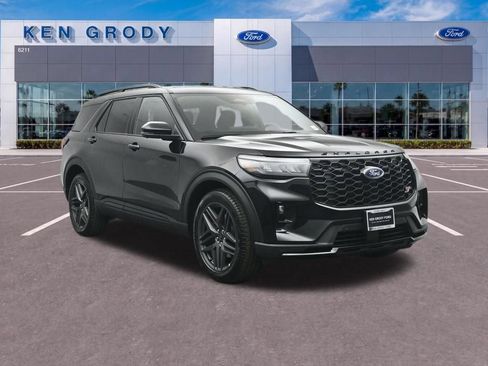 New 2026 Ford Explorer ST RWD image 1