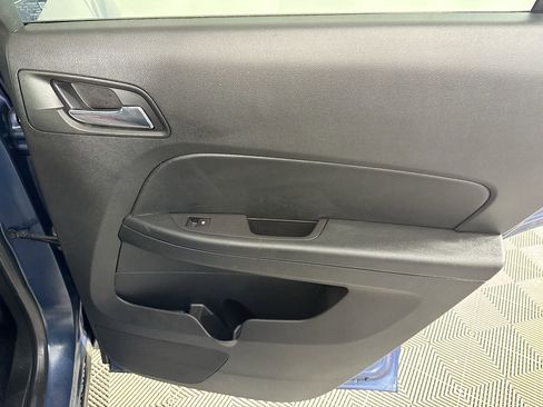 Used 2016 Chevrolet Equinox LT w/ Convenience Package image 26