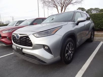 Used 2021 Toyota Highlander XLE