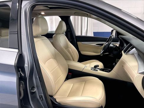 Used 2020 INFINITI QX50 Luxe w/ Navigation Package AWD/4WD image 11