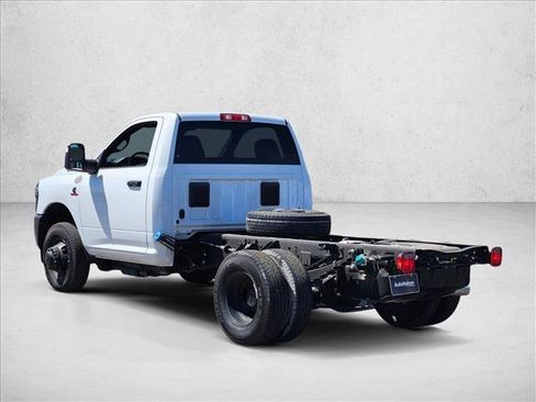 New 2025 RAM 3500 Tradesman AWD/4WD image 9