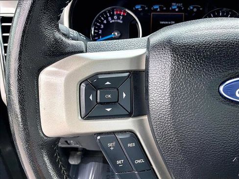 Used 2017 Ford F250 Lariat w/ Lariat Ultimate Package AWD/4WD image 20