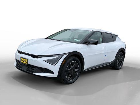 New 2025 Kia EV6 Light image 1