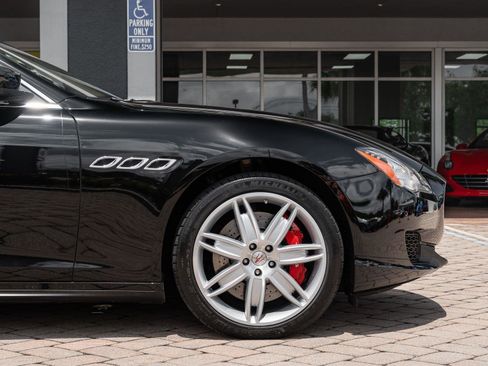 Used 2014 Maserati Quattroporte GTS image 27