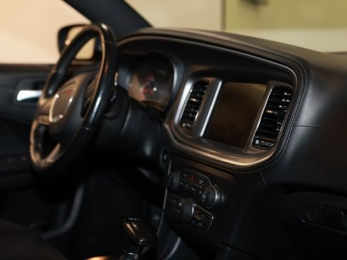 Used 2022 Dodge Charger R/T w/ Plus Group image 18