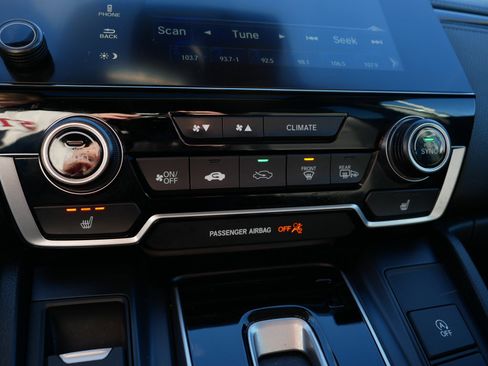 Used 2020 Honda CR-V Touring image 30