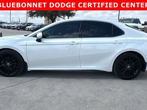 Used 2023 Toyota Camry XSE image 8