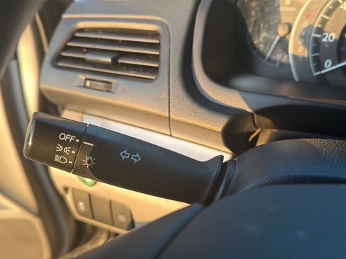 Used 2014 Honda CR-V LX image 19