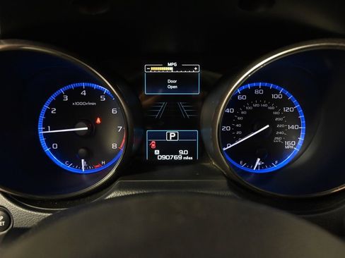 Used 2019 Subaru Outback 3.6R Touring w/ Protection Package #1 AWD/4WD image 25