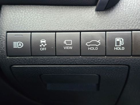 Used 2020 Toyota Camry XSE w/ Driver Assist Package FWD image 18