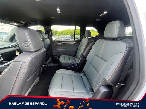 New 2026 GMC Acadia AT4 w/ Luxury Package AWD/4WD image 12