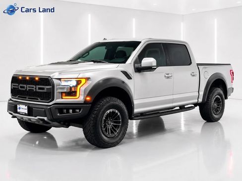 Used 2019 Ford F150 Raptor w/ Equipment Group 802A Luxury AWD/4WD image 3