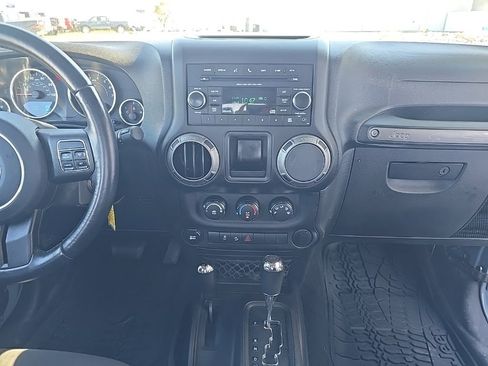Used 2014 Jeep Wrangler Sport image 19