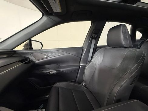 Used 2025 Lexus RX 450h AWD w/ Convenience Package image 15