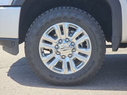 Used 2021 GMC Sierra 2500 Denali w/ Denali Ultimate Package AWD/4WD image 21