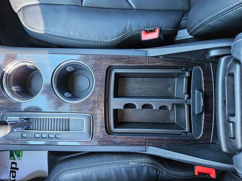 Used 2017 Chevrolet Traverse Premier image 16