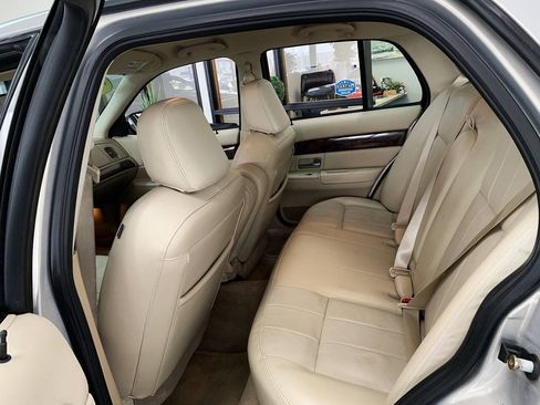 Used 2010 Mercury Grand Marquis LS RWD image 10