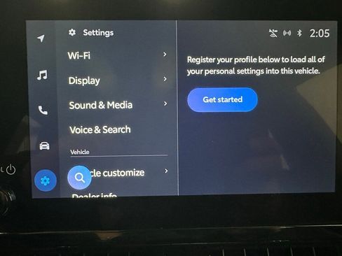 Used 2025 Toyota Corolla LE image 33