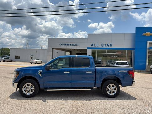 Used 2025 Ford F150 XLT w/ Equipment Group 301A Standard AWD/4WD image 3