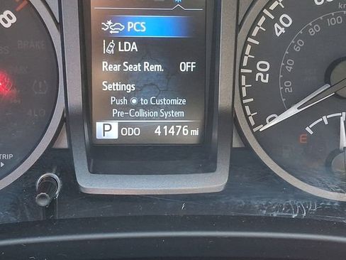 Certified 2023 Toyota Tacoma TRD Sport AWD/4WD image 19