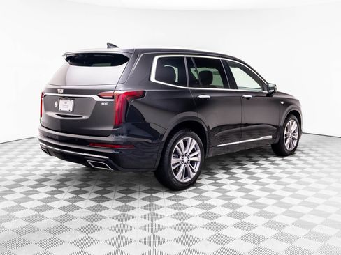 Certified 2025 Cadillac XT6 Premium Luxury w/ Platinum Package image 6