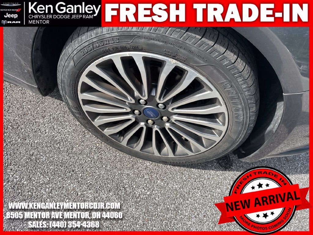 Used 2017 Ford Fusion SE AWD/4WD image 10