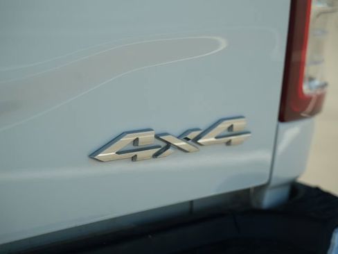 Used 2024 RAM 2500 Big Horn AWD/4WD image 41