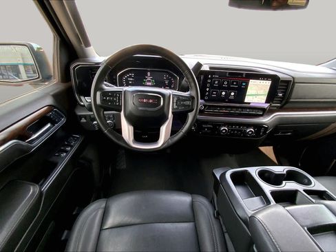 Used 2025 GMC Sierra 1500 SLT RWD image 6