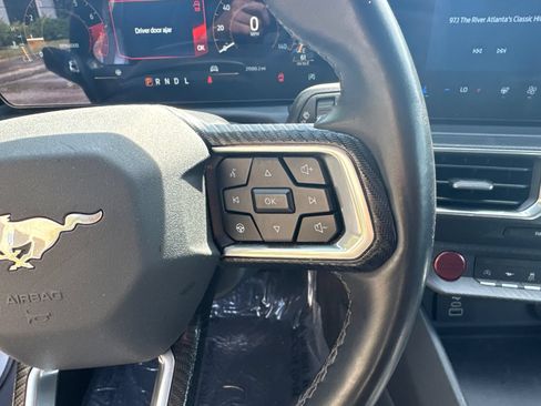 Used 2025 Ford Mustang Premium RWD image 19