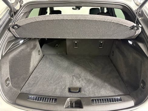 Used 2022 Cadillac XT4 Sport AWD/4WD image 18