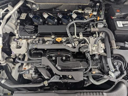Used 2021 Toyota Corolla SE FWD image 9