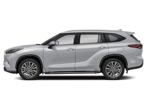 Used 2024 Toyota Highlander Platinum image 6