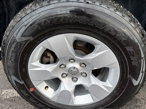 Used 2023 RAM 1500 Big Horn w/ Trailer Tow Group image 9