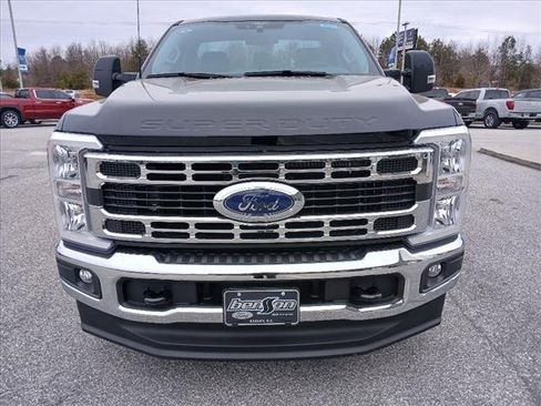 New 2025 Ford F250 XLT w/ F-250 >10K GVWR Package image 8