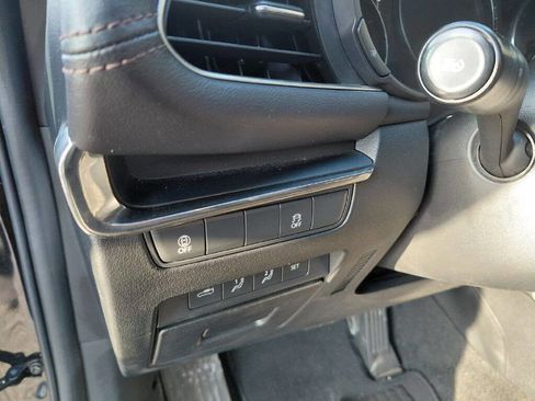 Used 2023 MAZDA MAZDA3 s image 17